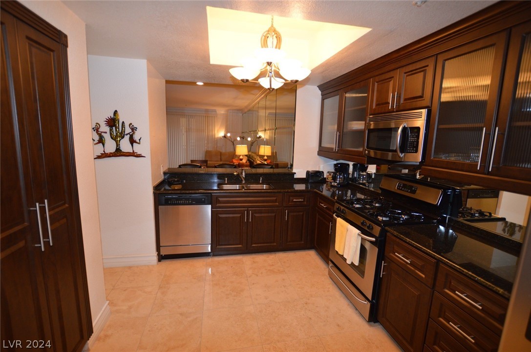220 FLAMINGO Road 101