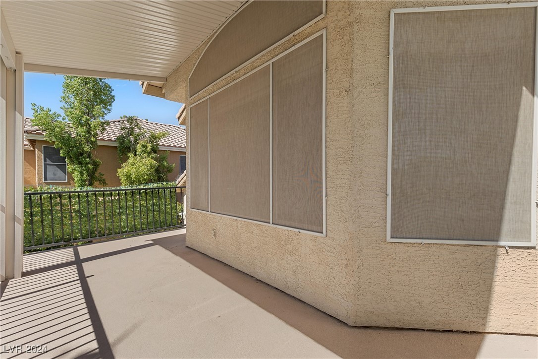 1712 Pink Cliff Court