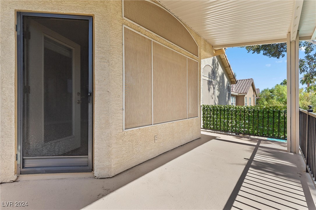 1712 Pink Cliff Court