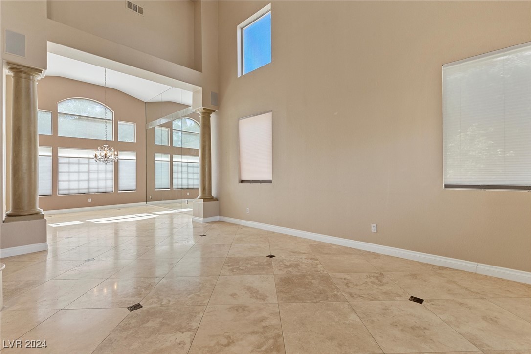 1712 Pink Cliff Court