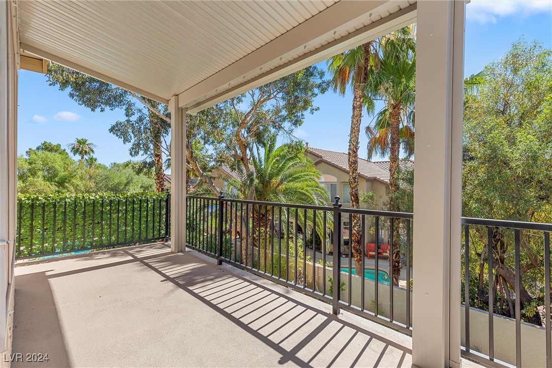 1712 Pink Cliff Court