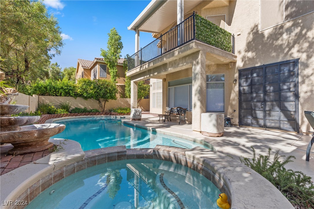 1712 Pink Cliff Court