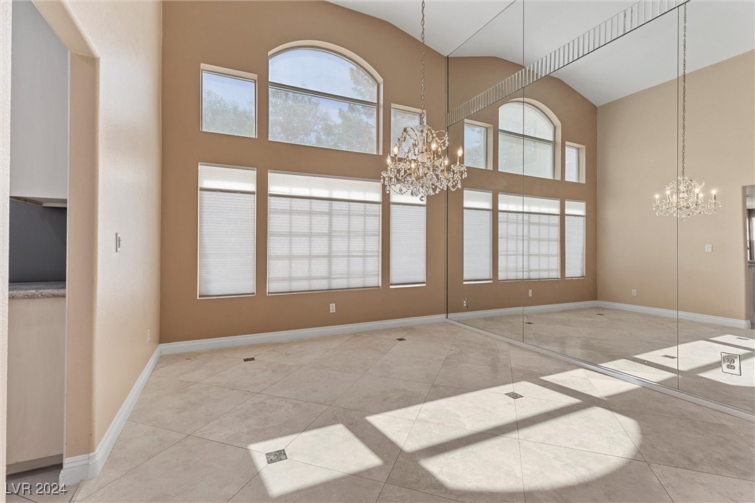 1712 Pink Cliff Court