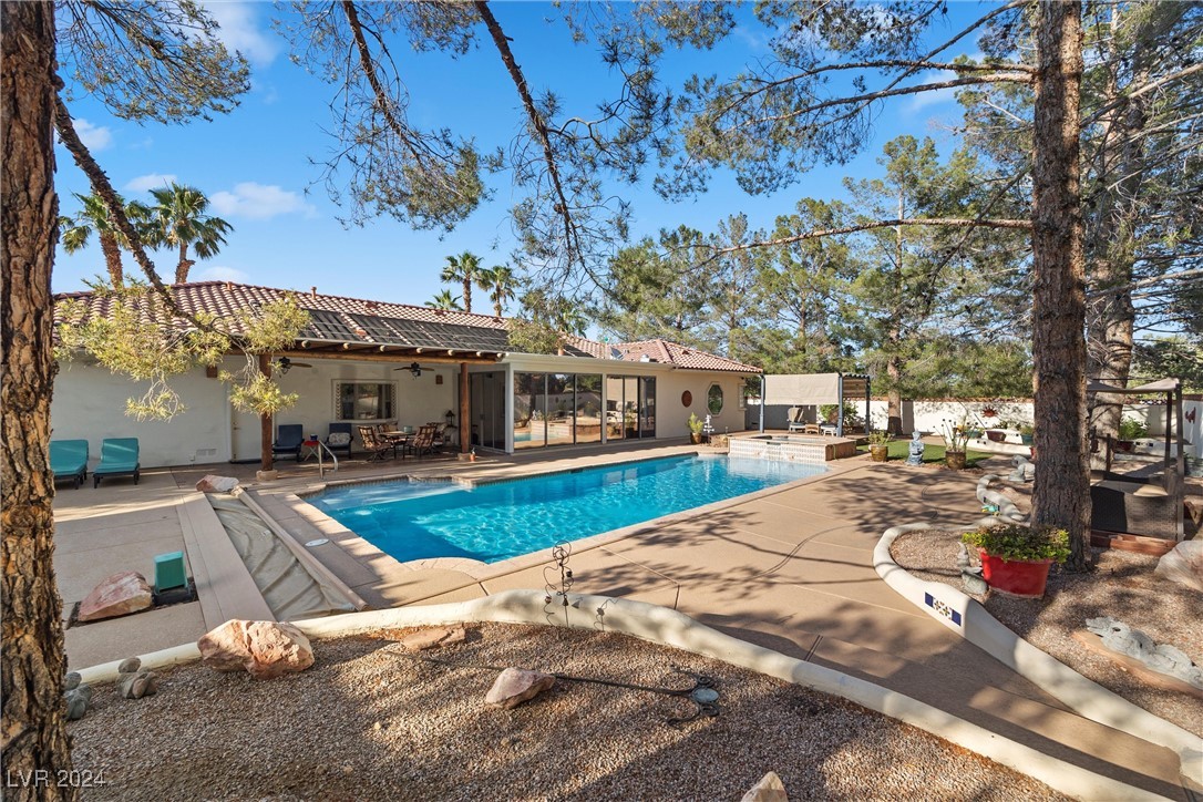 7411 Ohana Court