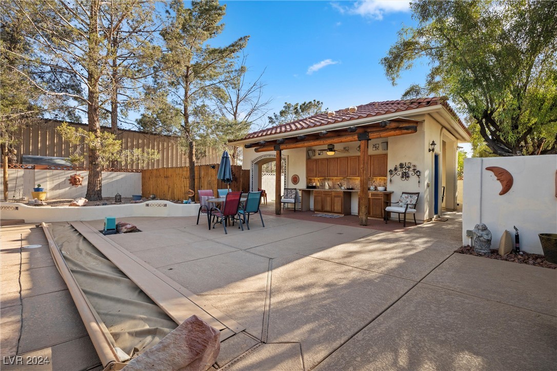 7411 Ohana Court
