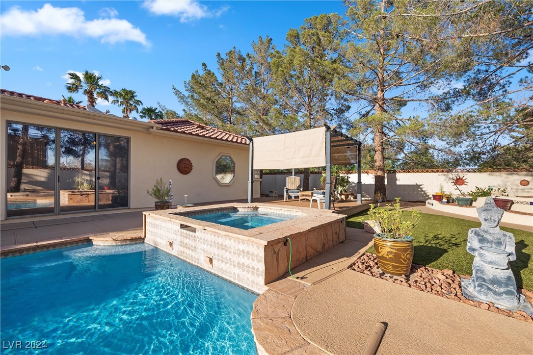 7411 Ohana Court