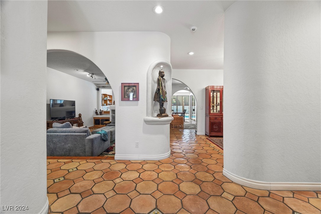 7411 Ohana Court