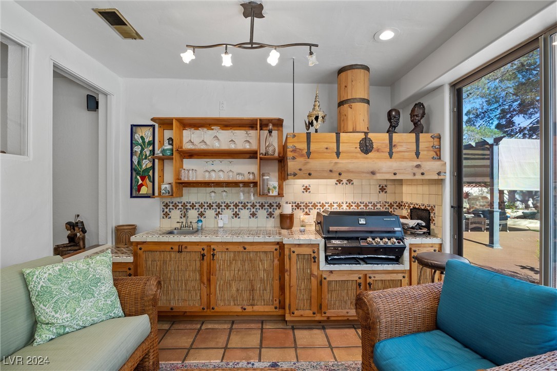 7411 Ohana Court