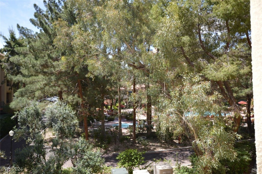 230 East Flamingo Road 129