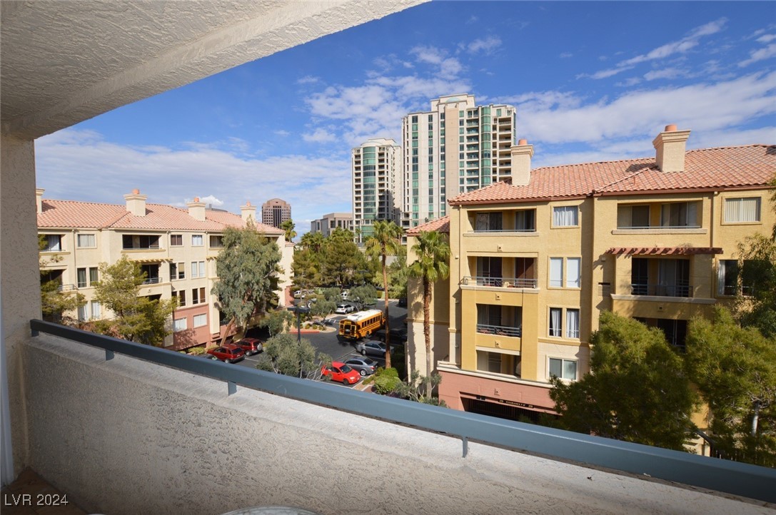 260 FLAMINGO Road 406