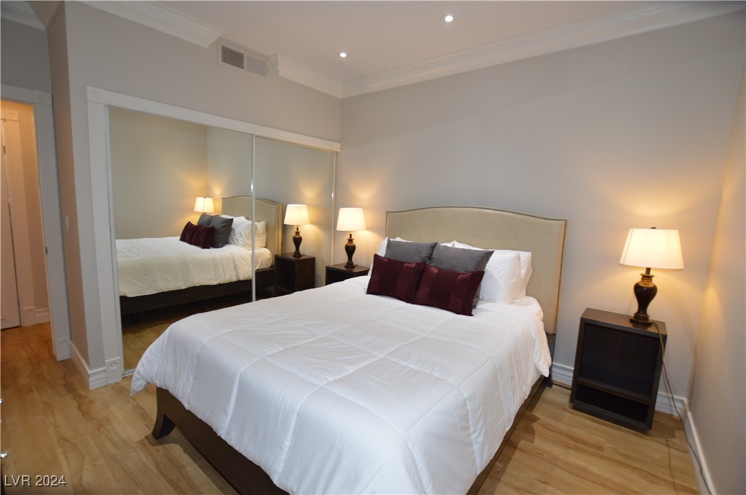 260 East Flamingo Road 125