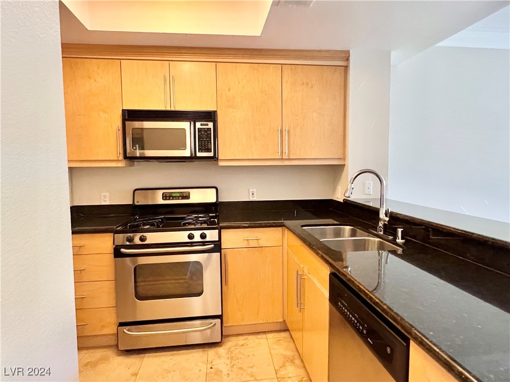 220 East Flamingo Road 106