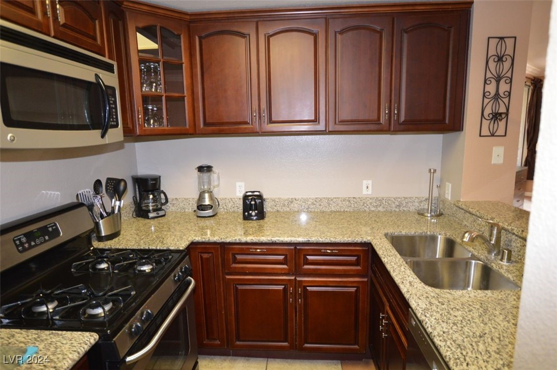 210 East FLAMINGO Road 317