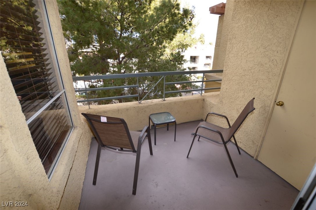 210 East FLAMINGO Road 317