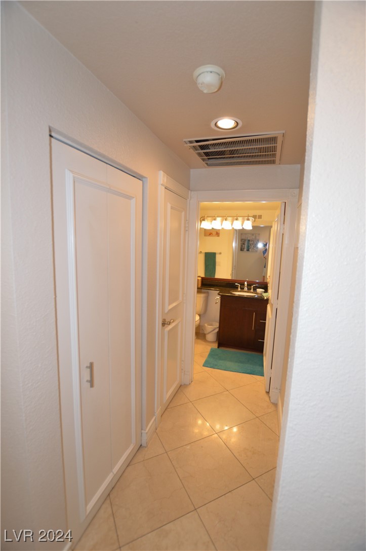 270 East Flamingo Road 223