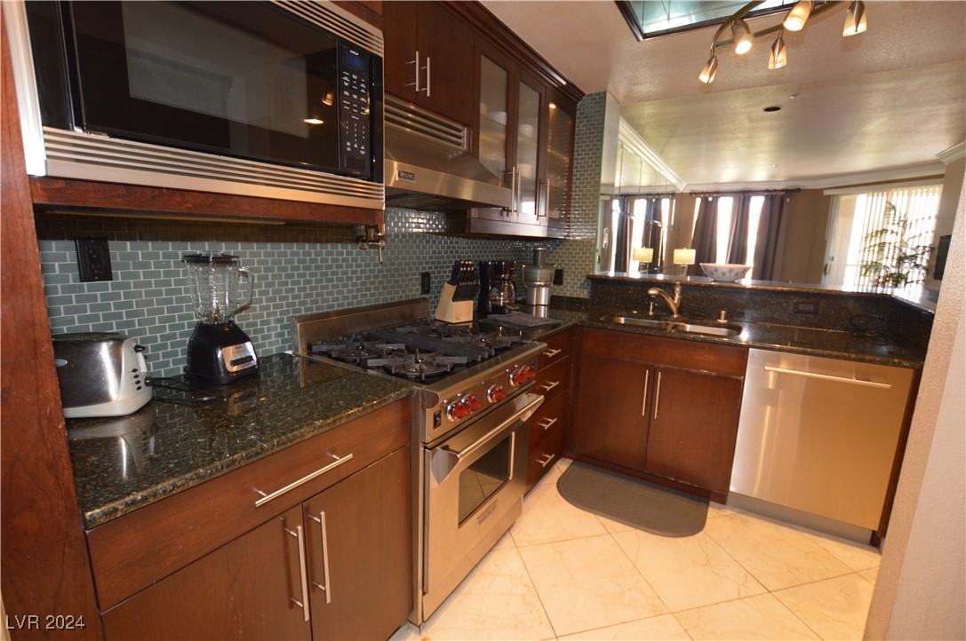 260 East Flamingo Road 225