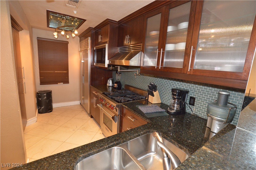 260 East Flamingo Road 225