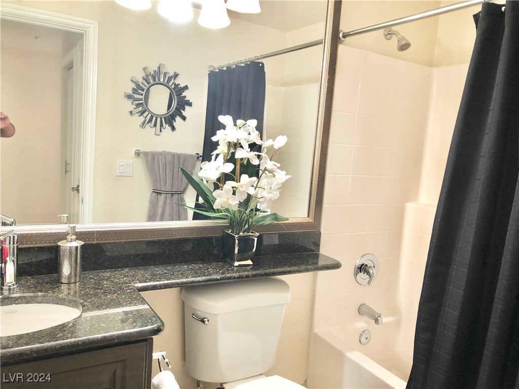 270 FLAMINGO Road 313