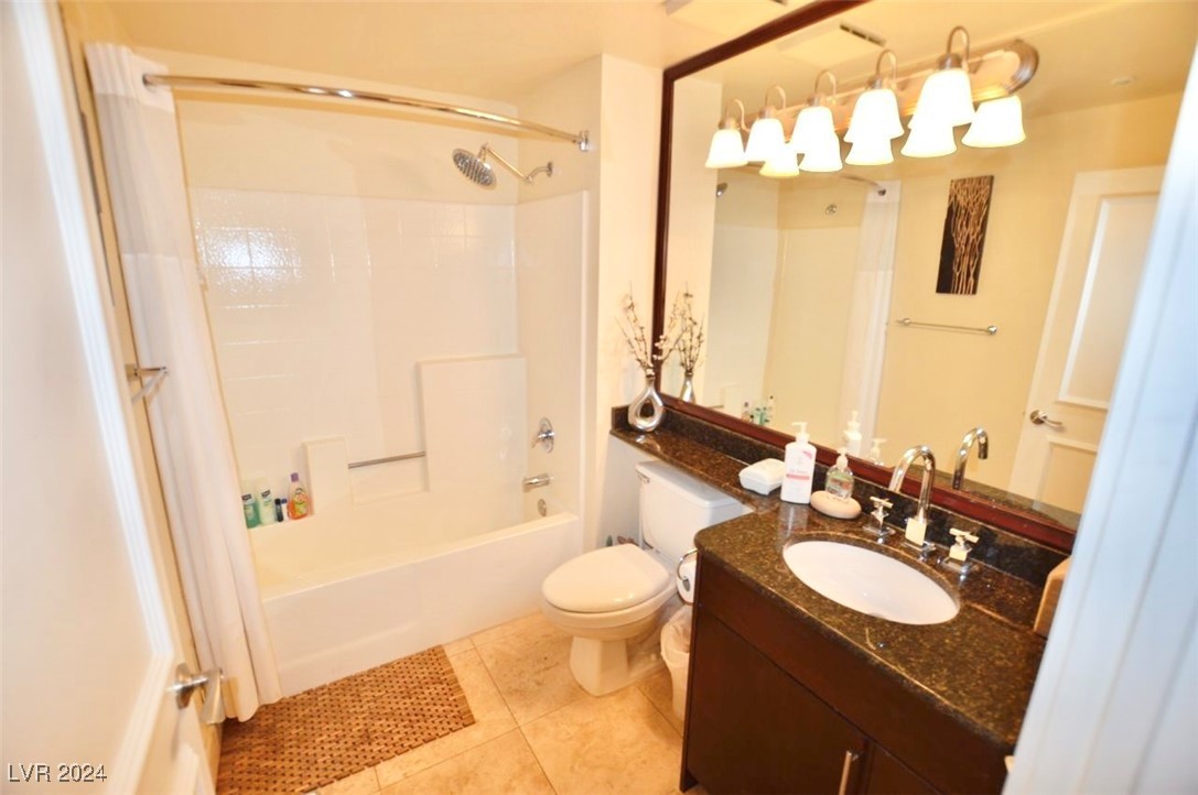 230 East Flamingo Road 230