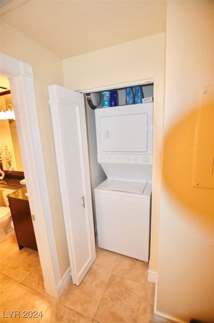 230 East Flamingo Road 230