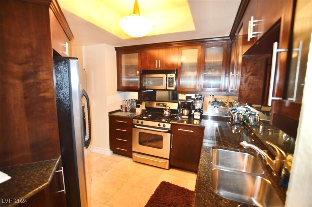 230 East Flamingo Road 230