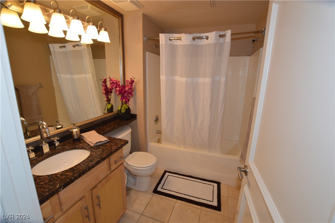 230 East Flamingo Road 420