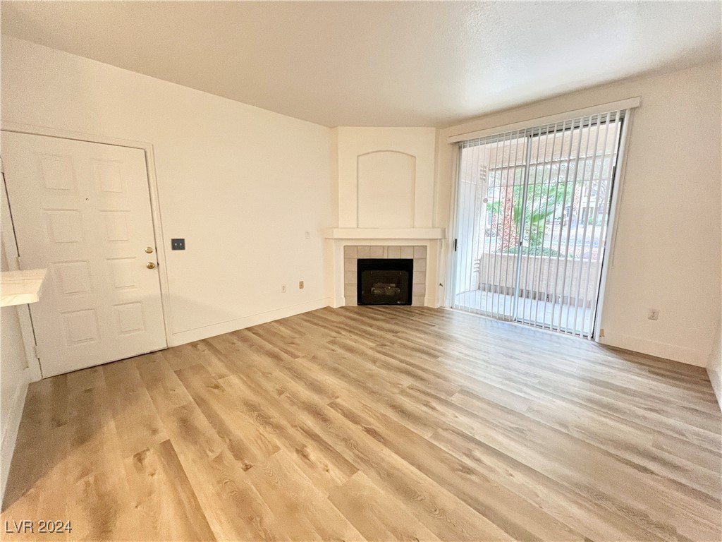 1830 North Buffalo Drive 1067