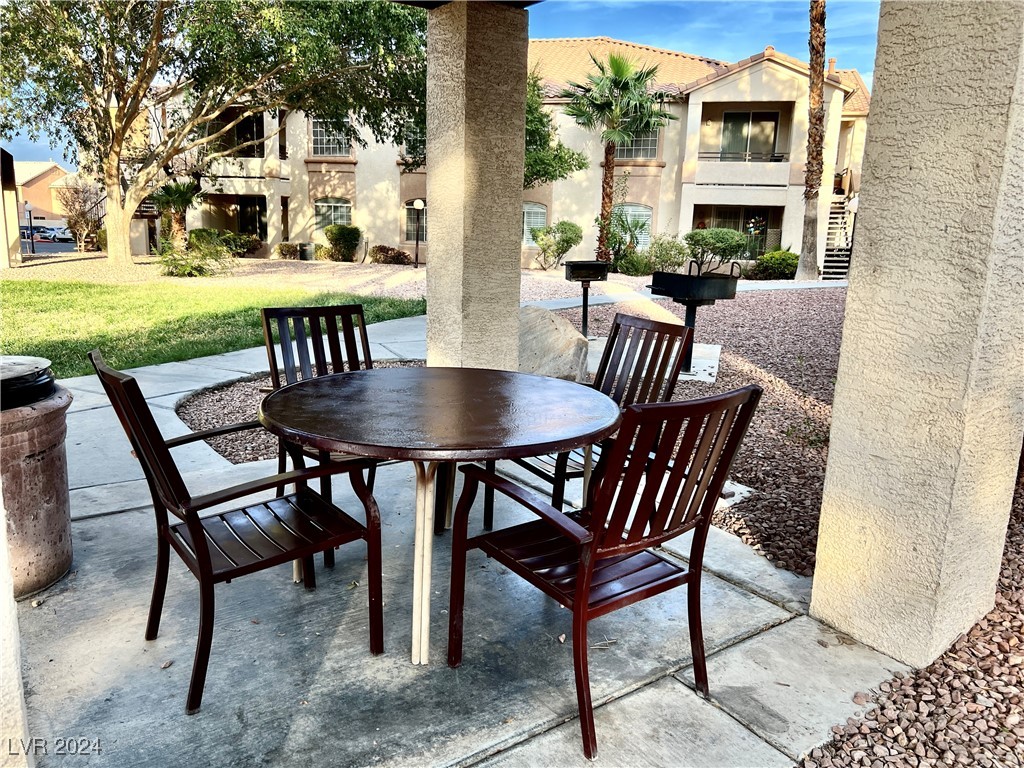 1830 North Buffalo Drive 1067