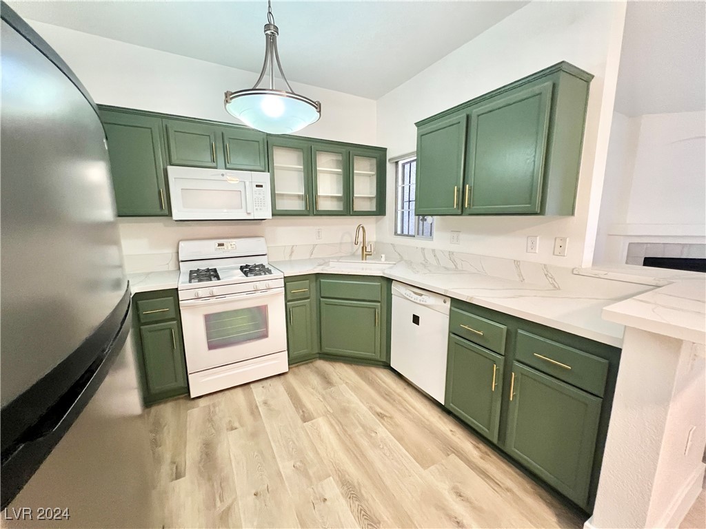 1830 North Buffalo Drive 1067