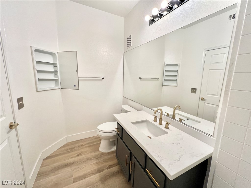 1830 North Buffalo Drive 1067