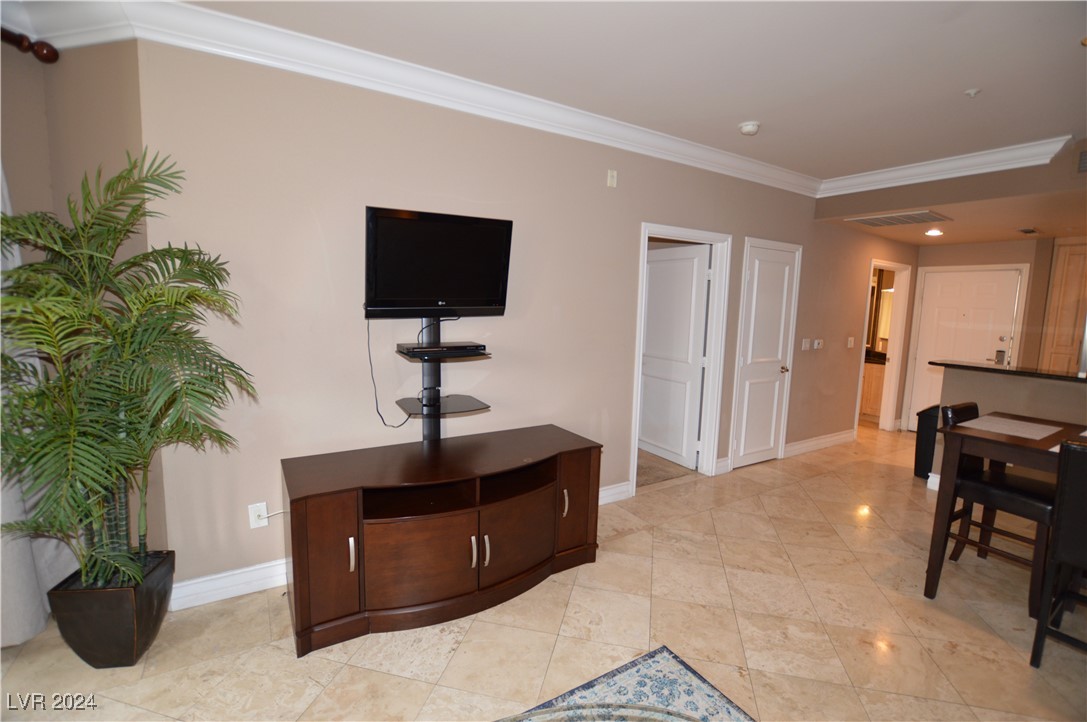 210 East FLAMINGO Road 235