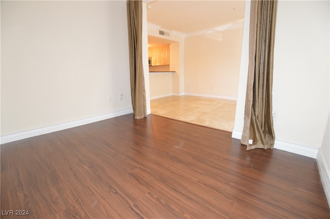 260 East Flamingo Road 110