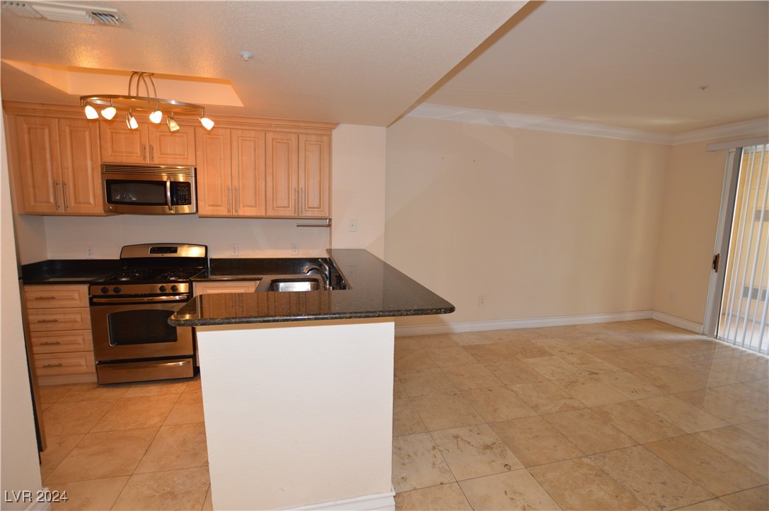 260 East Flamingo Road 110