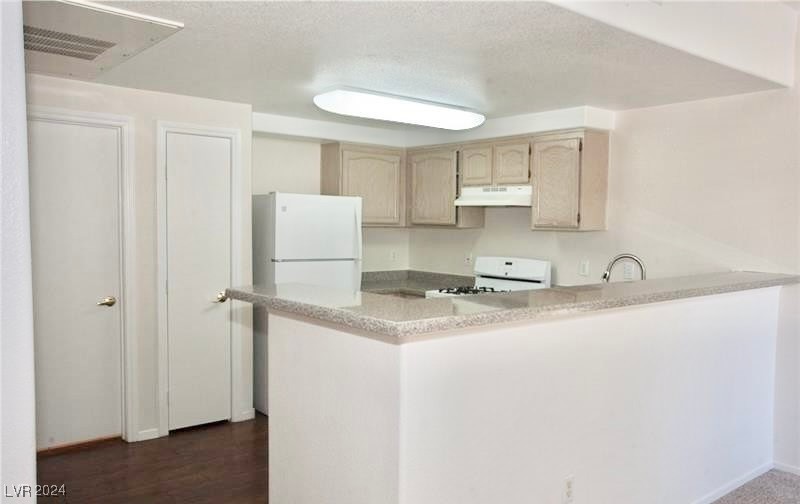 3400 Cabana Drive 2069