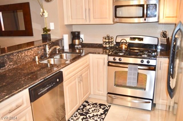 220 East Flamingo Road 322