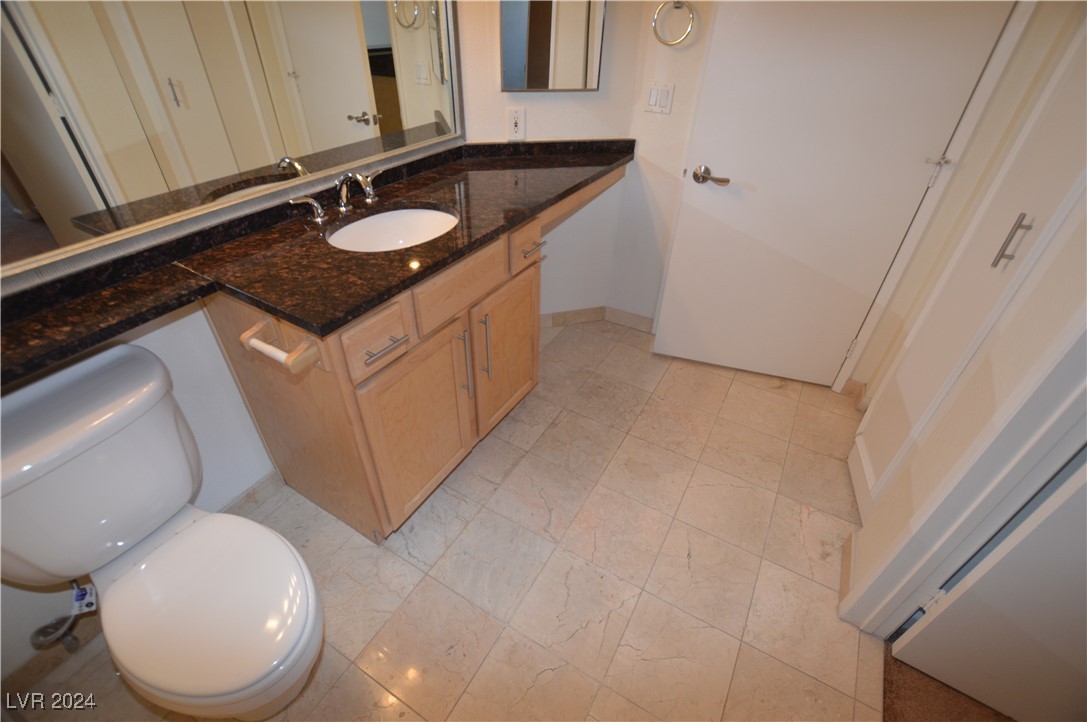 210 FLAMINGO Road 219