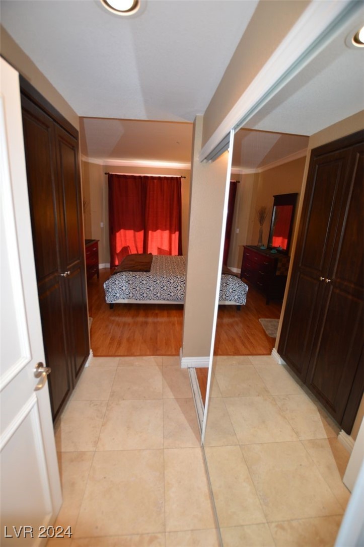 260 East FLAMINGO Road 335