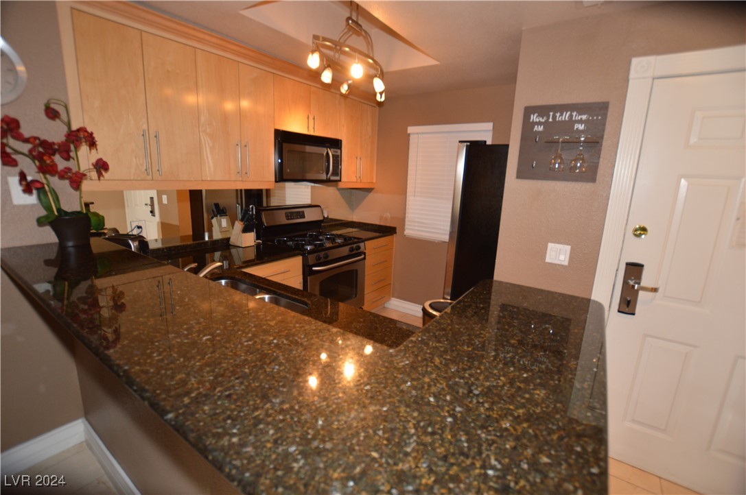 270 FLAMINGO Road 207