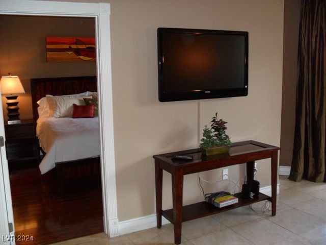 220 East FLAMINGO Road 113