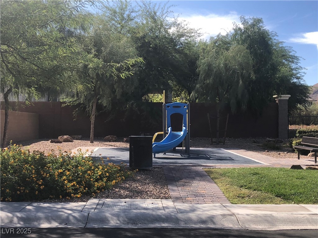 11384 McKinney Falls Street