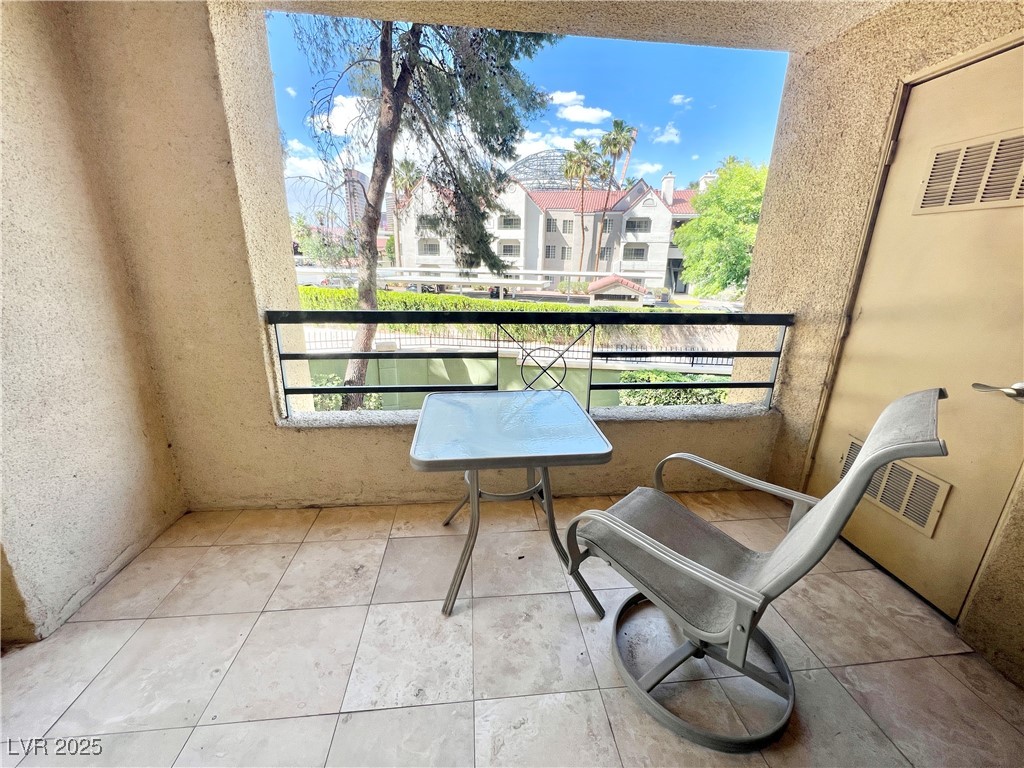 210 East Flamingo Road 118