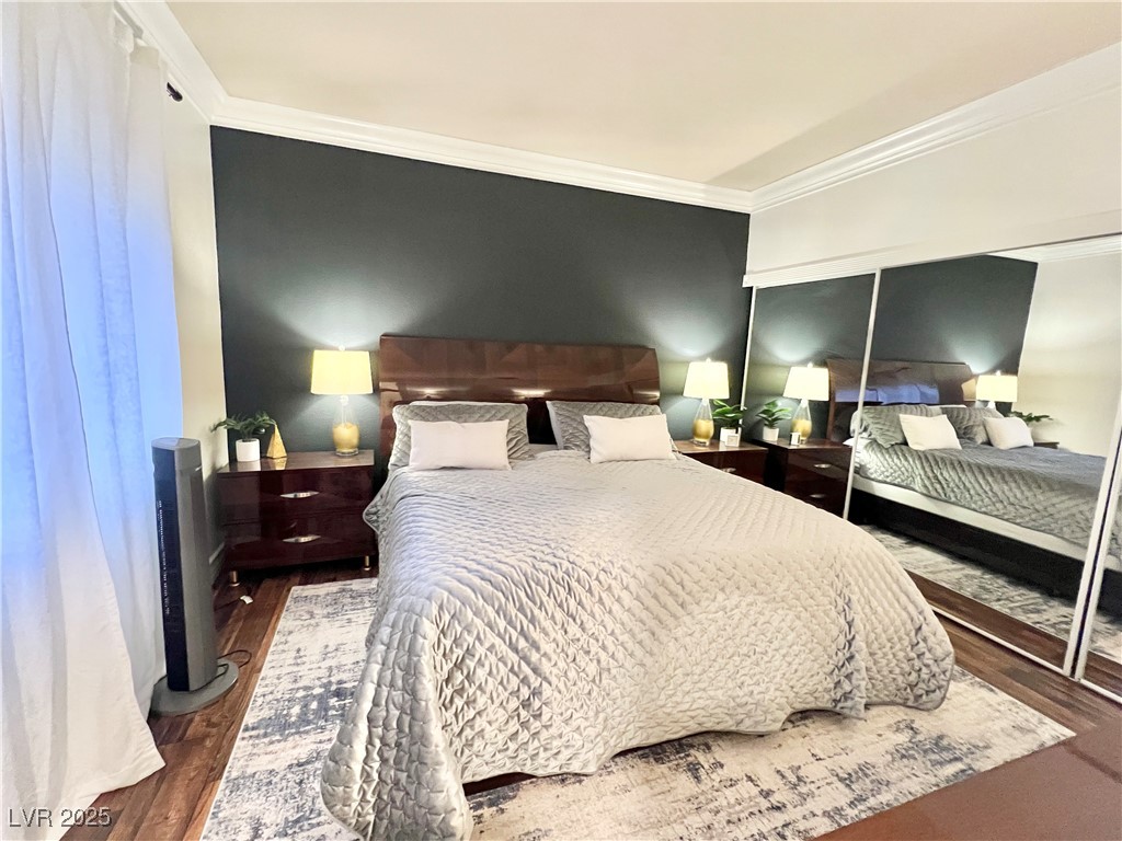 230 East Flamingo Road 330