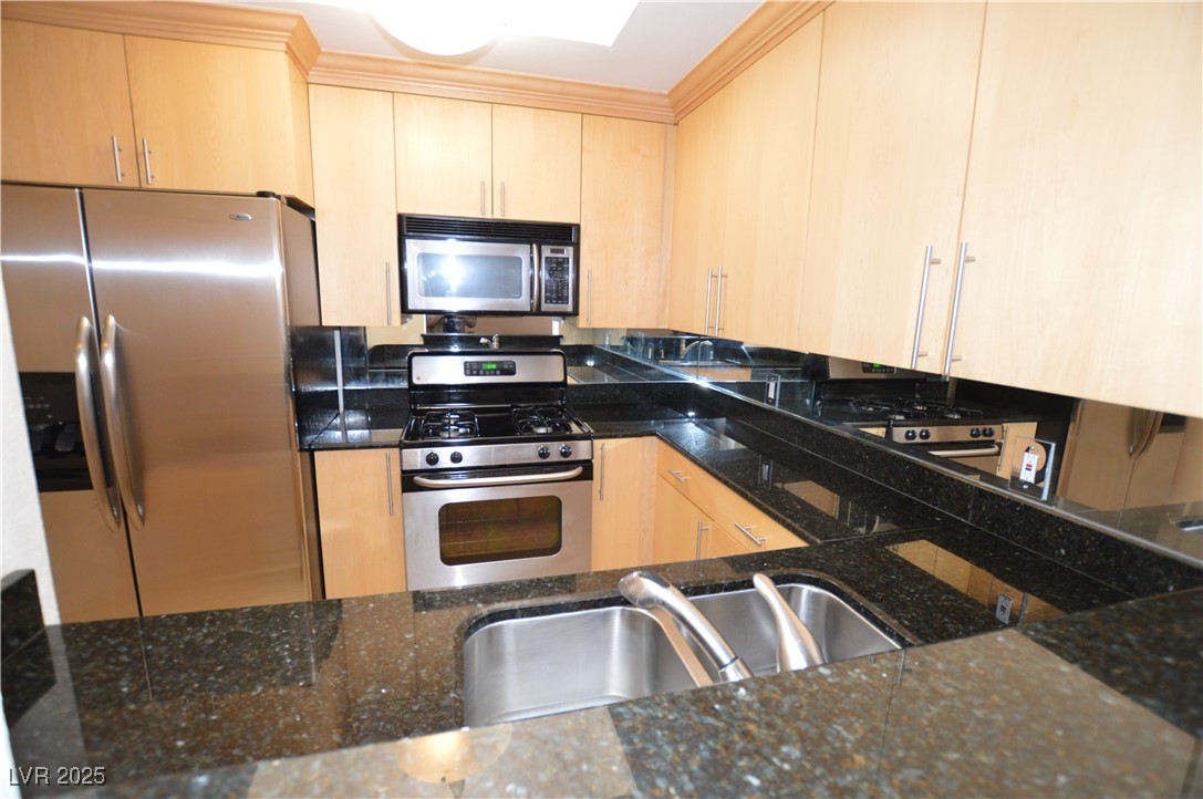 260 FLAMINGO Road 217