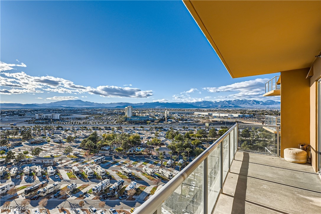 8255 Las Vegas Boulevard 1504