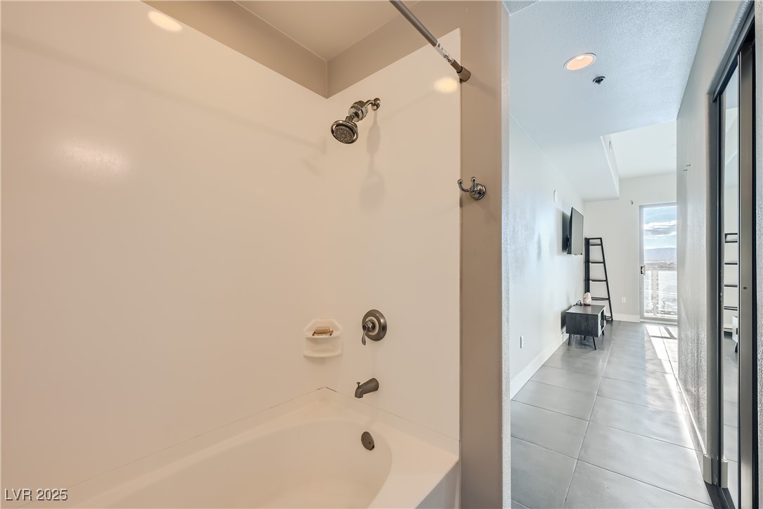 8255 Las Vegas Boulevard 1504