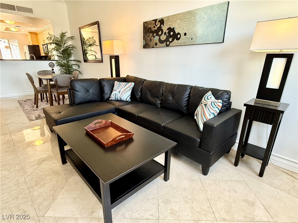 230 East Flamingo Road 423