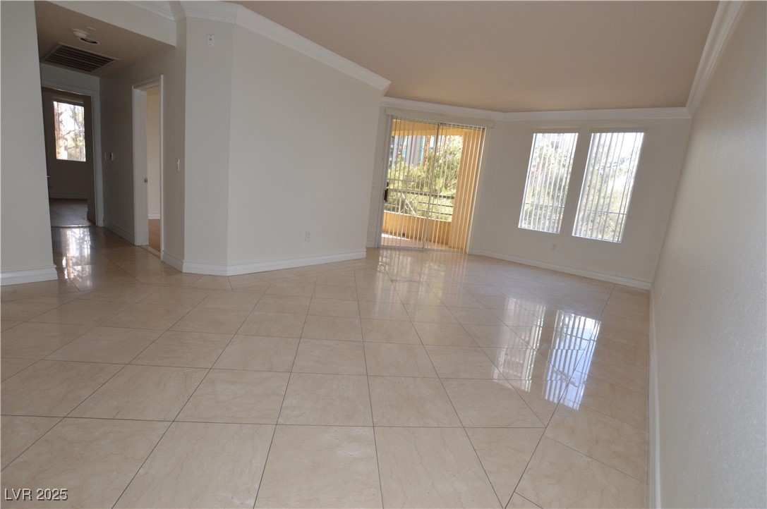 270 East FLAMINGO Road 211