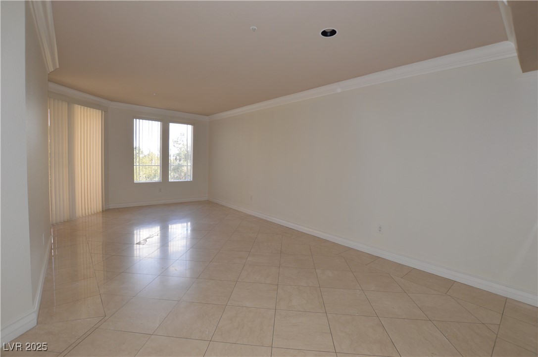 270 East FLAMINGO Road 211