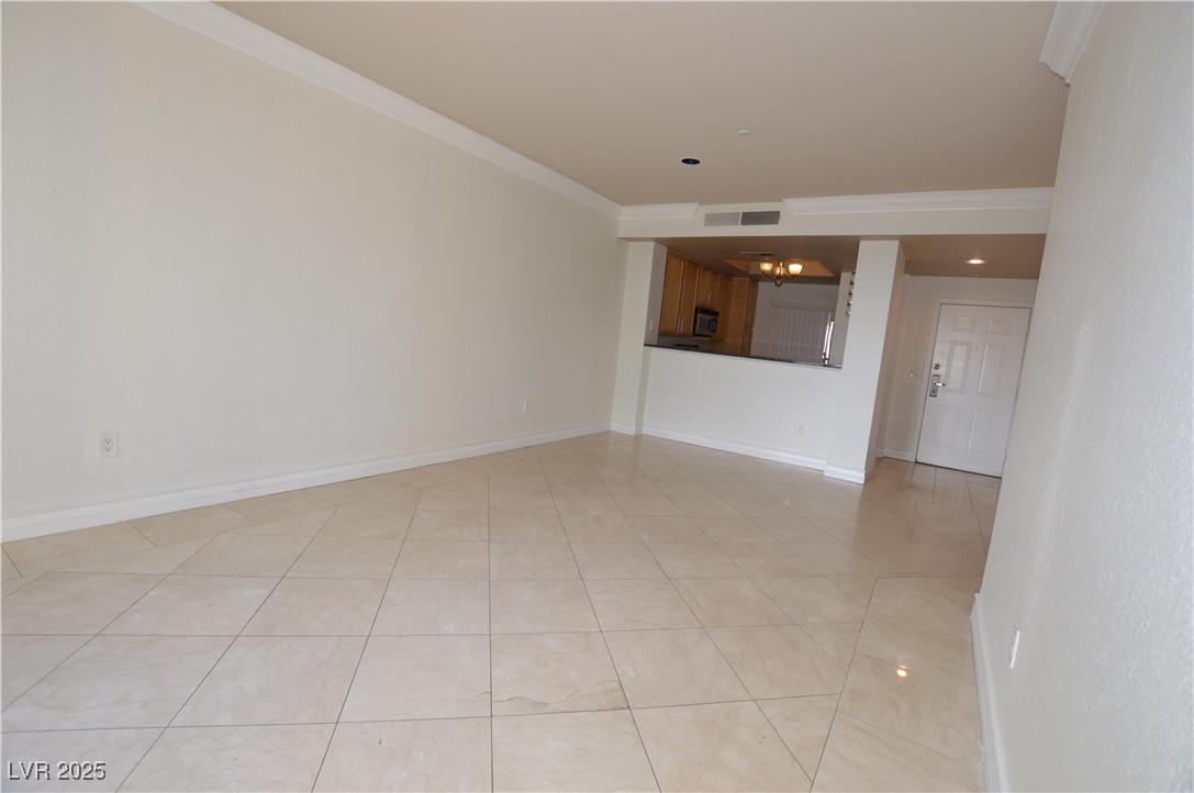 270 East FLAMINGO Road 211