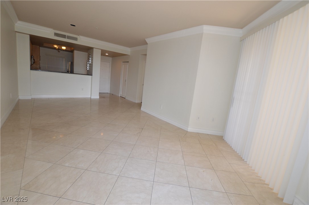 270 East FLAMINGO Road 211
